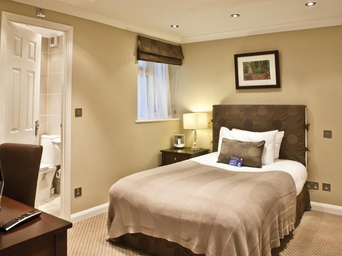 Highgate House Hotel Great Creaton Room photo