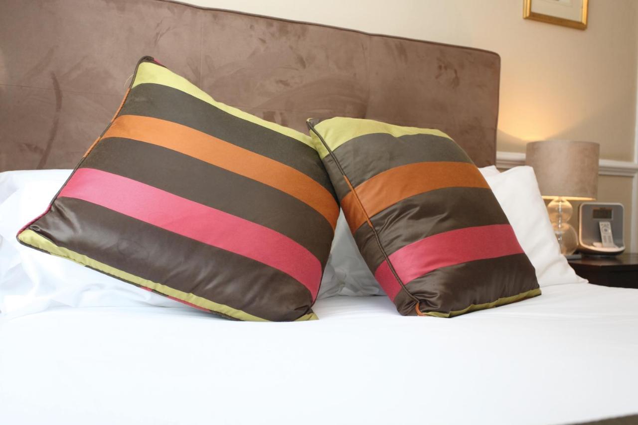 Highgate House Hotel Great Creaton Room photo